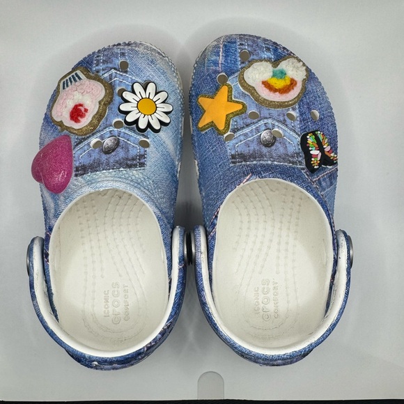 Denim Patch Clogs for Toddlers - Picture 4 of 7